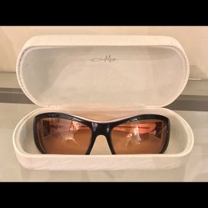 Oakley Sunglasses/Goggles